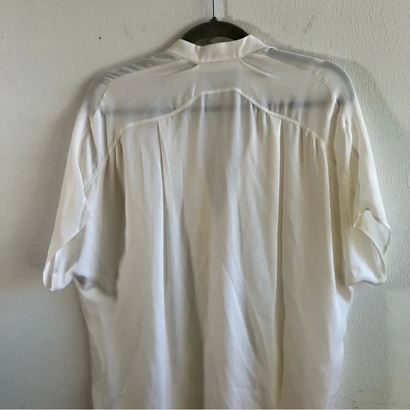 Vince Blouse White Silk Short Sleeve Split Neck Popover Blouse Sz S GUC - Picture 9 of 11